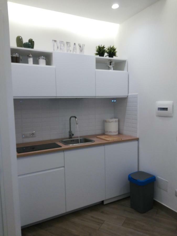 Vivi House Lägenhet Neapel Exteriör bild